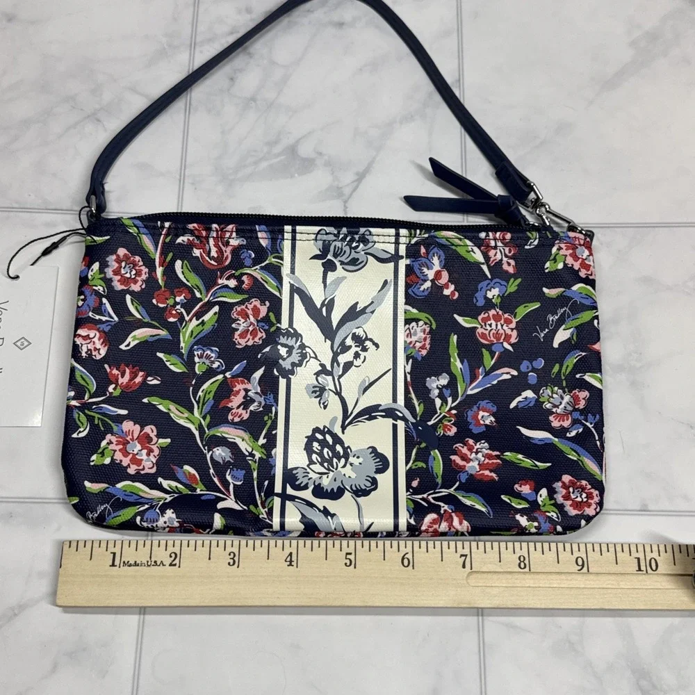 Vera Bradley Convertible Wristlet Purse Faux Leather Trim Perennially Navy NWT